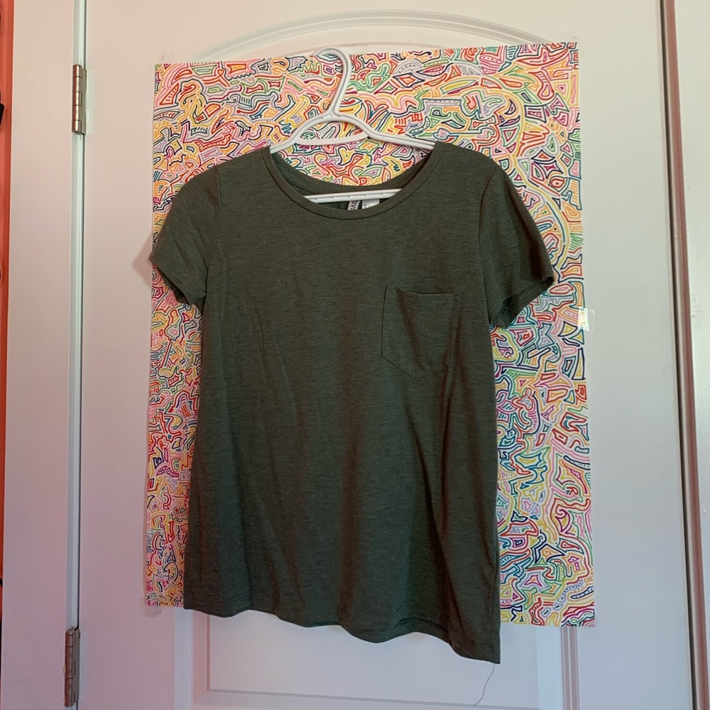 Army Green Divided Pocket Tee